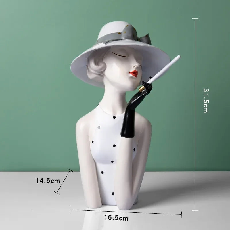 Light Luxury Girl High-Level Sense Ornaments